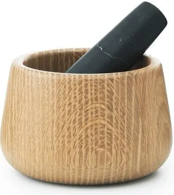Ступка с пестиком Normann Copenhagen Craft, дерево