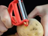 Овощечистка Opinel Peeler T-Duo Julienne с двойным лезвием — фото 7