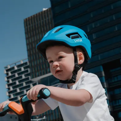 Шлем велосипедный детский Lynx Kidz синий, размер M