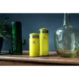 Туристическая кружка Stanley AeroLight Transit Mug 0.35 л желтая электрик — фото 4