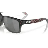 Очки солнцезащитные Oakley Holbrook Troy Lee Designs Prizm Black OO9102-Z0 — фото 7