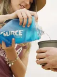 Бутылка туристическая складная Source Nomadic Foldable Bottle 2 л, синяя — фото 3