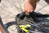 Щетка для чистки цепи и кассеты Zefal ZB Clean — фото 5