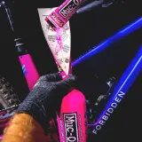 Очиститель велосипеда Muc-Off Punk Powder в порошке, 4 саше и бутылка — фото 3