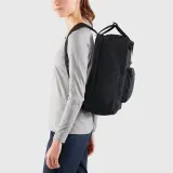 Рюкзак Fjallraven Kanken Laptop 17, 20 l, Чёрный / 20 l, Красный / 20 l, Жёлтый / 20 l, Karaibska zieleń / 20 l, Тёмно-синий / 20 l, Оранжевый / 20 l, Разноцветный / 20 l, Синий — фото 7
