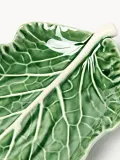 Bordallo Pinheiro Блюдо Cabbage с ручной росписью, в форме листа капусты, компактное — фото 4