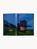 TASCHEN Книга-альбом Small Houses из серии Homes for our Time о компактной архитектуре, 456 страниц, 25х37 см — фото 6