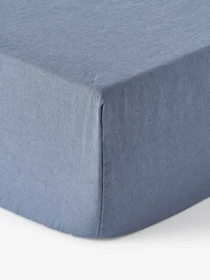 Westwing Collection Простыня на резинке Airy изо льна для континентальной кровати, синяя