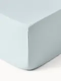Westwing Collection Простыня на резинке Comfort из хлопкового сатина, светло-голубая — фото 7