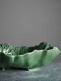 Bordallo Pinheiro Блюдо Cabbage с ручной росписью, в форме листа капусты, крупное — фото 7