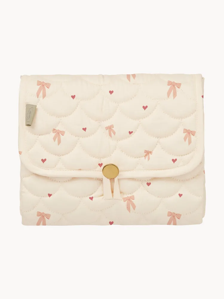 Cam Cam Copenhagen Коврик для пеленания дорожный складной Bows из хлопка с карманом, 44х70 см, светло-бежевый