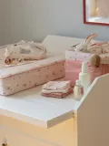 Cam Cam Copenhagen Матрас для пеленания Bows с высокими бортиками и съёмным чехлом из хлопка, 50х65х8 см, светло-бежевый — фото 2