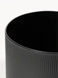 Ferm Living Кашпо на подставке Bau, 38 см, Ø 28 × В 38 см, Чёрный — фото 4