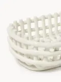 Ferm Living Корзина для хранения Nalan из керамики ручной работы, Ш 30 × Г 15 см, Приглушённый белый — фото 6