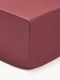 Westwing Collection Простыня на резинке Premium из хлопкового сатина, бордовая — фото 4