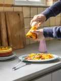 Мельница для соли и перца &klevering Halma из каучукового дерева, Ø 8 × В 15 см, Оранжевый — фото 3