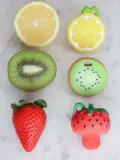 Oli & Carol Прорезыватель Fruits & Veggies из натурального каучука, ручная работа, жёлто-зелёный, 22 x 13 см — фото 5