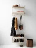 String Furniture Полка настенная металлическая String System, 58х30 см, нагрузка до 25 кг, светло-бежевая — фото 3