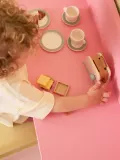 Kids Concept Набор игрушек Mini игрушечный завтрак: деревянный тостер, посуда и продукты из бука, берёзы и МДФ, тостер 10х7х7 см, разноцветный — фото 5