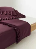 Westwing Collection Простыня перкалевая Louane с оборкой, темно-фиолетовая — фото 1