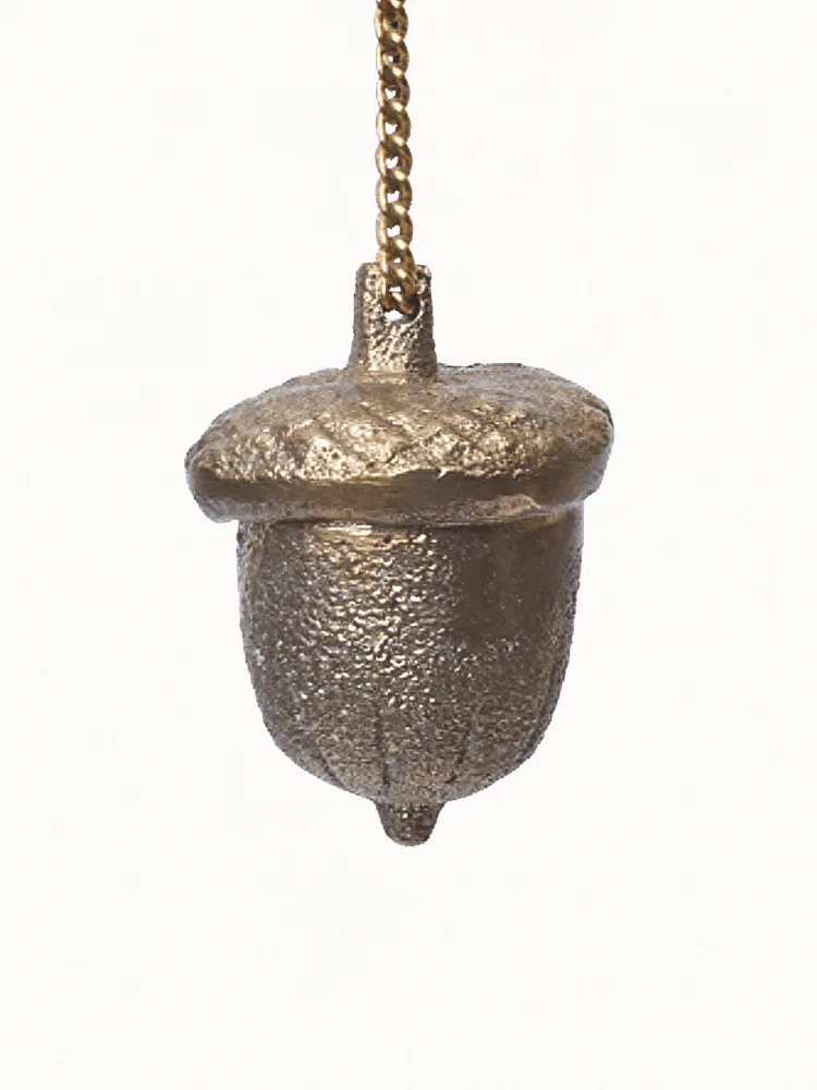 Ferm Living Набор ёлочных украшений Acorn из латуни, 2 шт