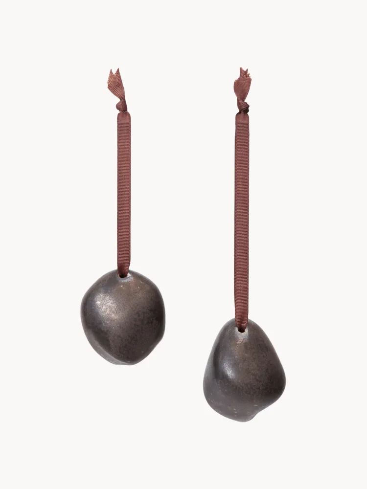 Ferm Living Ёлочное украшение Bellure, набор из 2 шт, из каменной керамики с реактивной глазурью