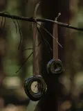 Ferm Living Набор ёлочных украшений Orrith из фарфора, 2 шт, оттенки серебристого и светло-розовый — фото 2