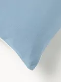 Westwing Collection Наволочка декоративная Talvi из хлопка с вышивкой, светло-голубая с молочно-белым и тёмно-зелёным — фото 4