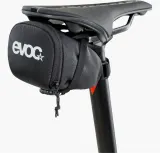 Сумка велосипедная подседельная Evoc Seat Bag, Размер S, объём 0,3 л, цвет стальной / Размер M, объём 0,5 л, цвет чёрный / Размер M, объём 0,5 л, цвет фиолетовый — фото 3