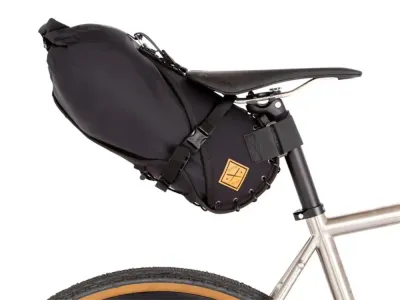 Подседельная сумка Restrap Carry Everything Saddle Bag, Объём 8 л, цвет чёрный