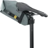 Сумка велосипедная подседельная Evoc Seat Pack WP, Объём 2 л, цвет стальной / Объём 2 л, цвет серый — фото 5