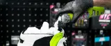 Пена для очистки шлема Muc-Off Foam Fresh, Цвет жёлтый, упаковка 250 мл / Цвет жёлтый, упаковка 400 мл — фото 2