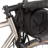 Сумка на руль Restrap Bar Bag, Объём 17 л, цвет чёрный / Объём 17 л, цвет чёрно-оранжевый — фото 4