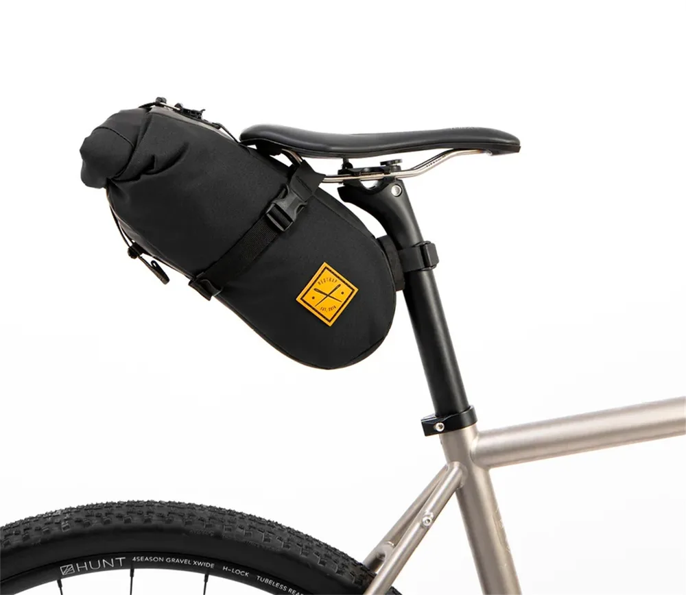 Подседельная сумка Restrap Saddle Pack