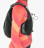 Рюкзак велосипедный с питьевой системой Apidura Racing Hydration Vest, Размер S/M, объём 5,5 л, цвет чёрно-серый / Размер L/XL, объём 7 л, цвет чёрный — фото 6