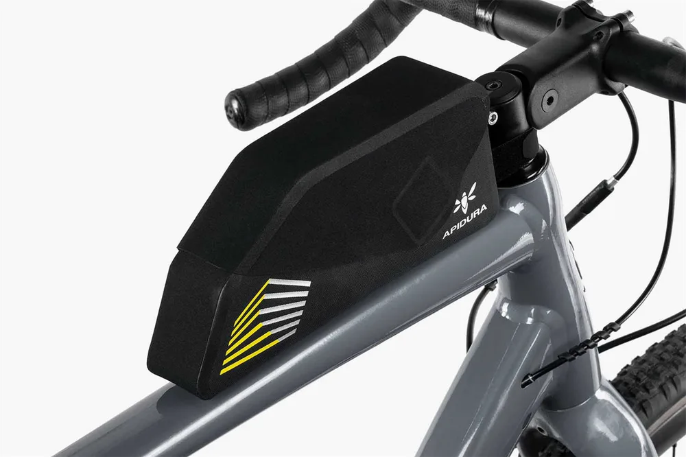 Сумка на раму Apidura Racing Bolt-On top Tube Pack