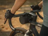 Сумка велосипедная на руль Topeak Tubular Barbag Slim, Объём 1,5 л, цвет чёрно-антрацитовый / Объём 1,5 л, цвет чёрный — фото 6