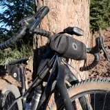 Сумка на руль Fjallraven Hoja Handlebar Pocket, Объём 1,5 л, цвет коричневый / Объём 1,5 л, цвет тёмно-синий — фото 3