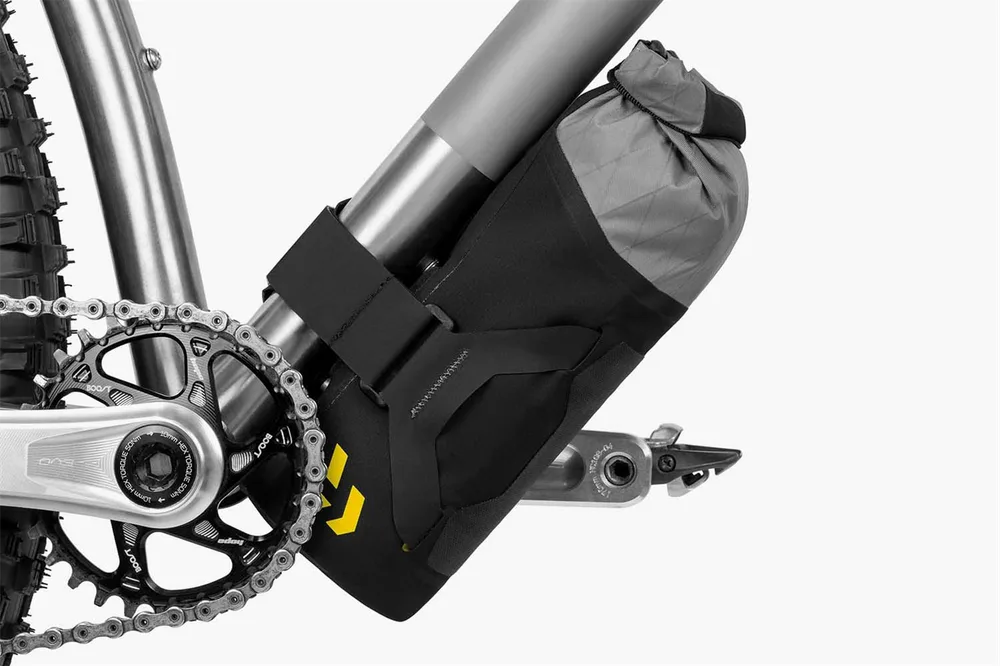 Сумка под раму Apidura Backcountry Downtube Pack