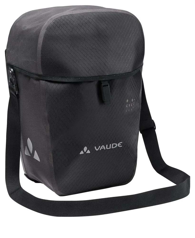 Сумка велосипедная на багажник VAUDE Aqua Commute, Объём 24 л, цвет чёрный / Объём 24 л, цвет чёрно-синий