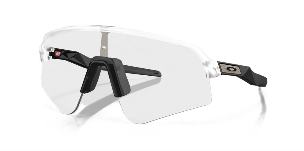 Очки фотохромные Oakley Sutro Lite Sweep Clear Black Iridium Photochromic
