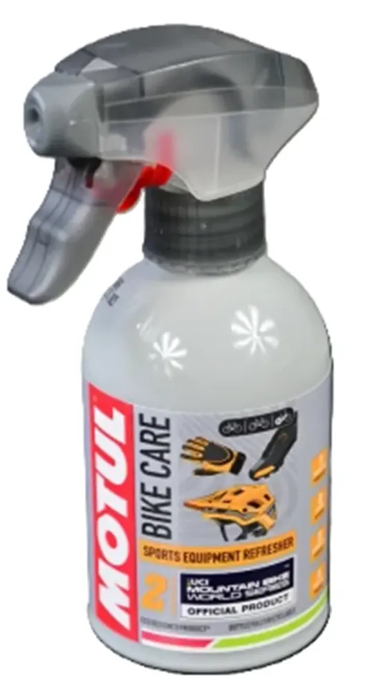 Средство по уходу Motul Sports Equipment Refresher