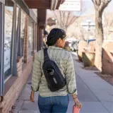 Рюкзак велосипедный Camelbak Arete Sling 8, Объём 8 л, цвет синий / Объём 8 л, цвет серебристый — фото 3