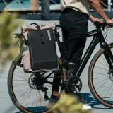Велосумка SHAD Daily Pannier Backpack, Объём 22 л, цвет бежевый / Объём 22 л, цвет жёлтый / Объём 22 л, цвет серый — фото 2