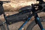 Сумка на раму Apidura Expedition 2.0 Top Tube Pack — фото 6