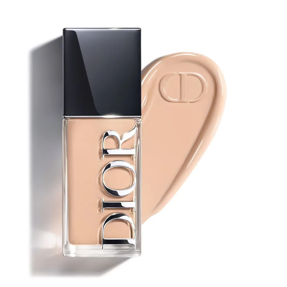 Dior Forever Skin Glow - 24h durability and 48h hydration, оттенок 2WP - Warm Peach