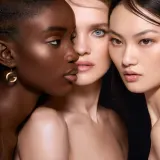 Пудра GUERLAIN SKIN CONTROL PODKLAD MATUJACO-KORYGUJACY W KOMPAKCIE, оттенок 3 - BEIGE — фото 2