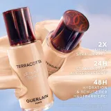 Тональный крем GUERLAIN Le teint glow, оттенок 3W WARM / DORÉ — фото 4