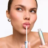 Блеск для губ WONDERSKIN WONDER BLADING TOP GLOSS, оттенок CLEAR SHINE — фото 2