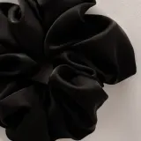 Poshyou Scrunchie Midi Nero резинка для волос тканевая чёрная ширина 5 см, 1 шт — фото 2